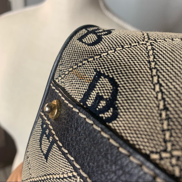 Dooney & Bourke DB print 1975 - Picture 14 of 16